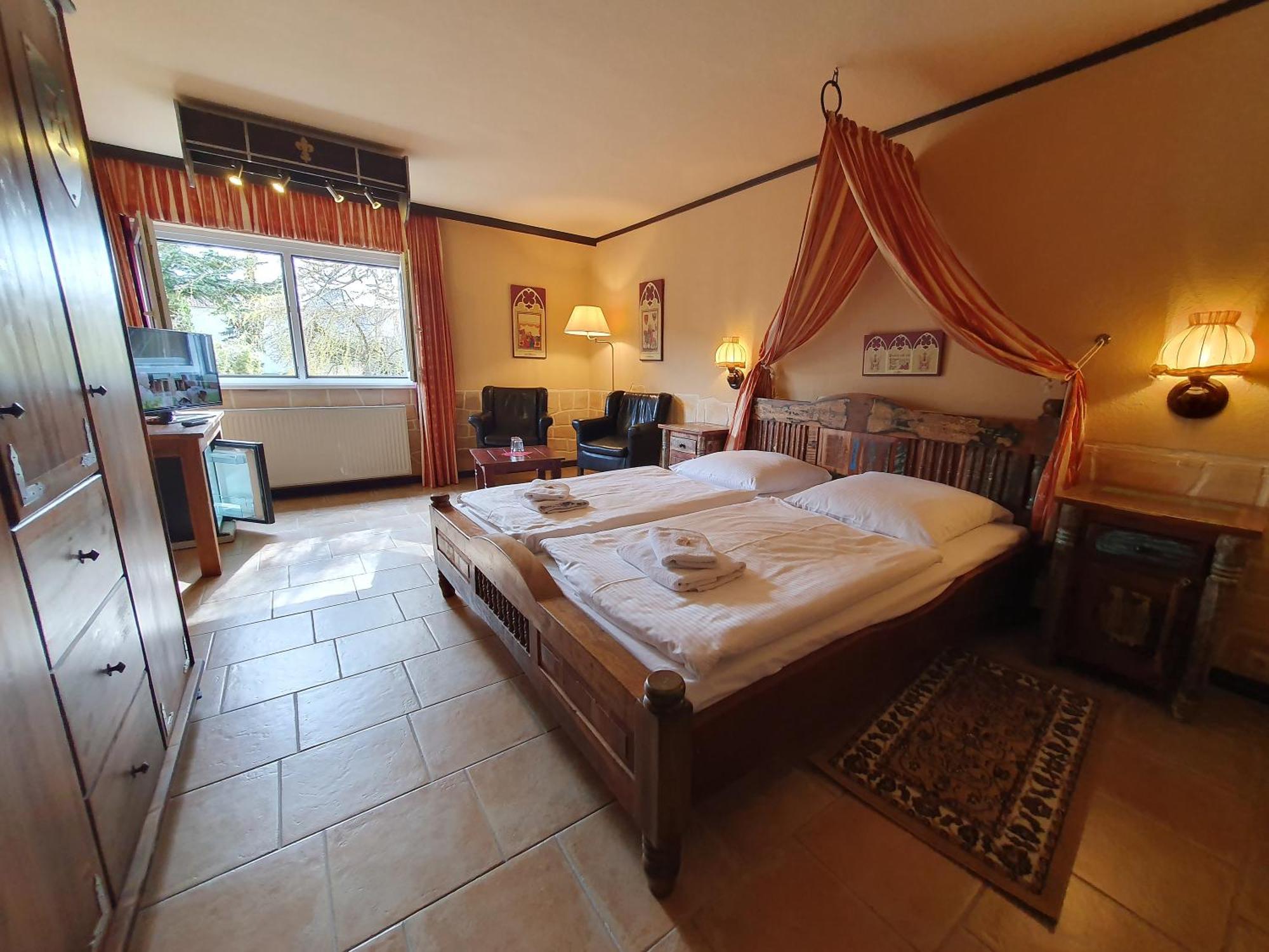 Hotel Binzhotel-ordenskapelle - Ostsee-rittergut-ruegen 3*